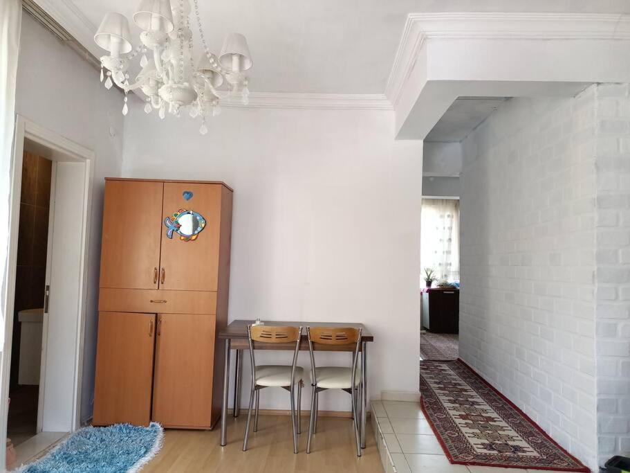 Appartement Havalimani Ve Lara Plaj Yakin. 1+1 Daire